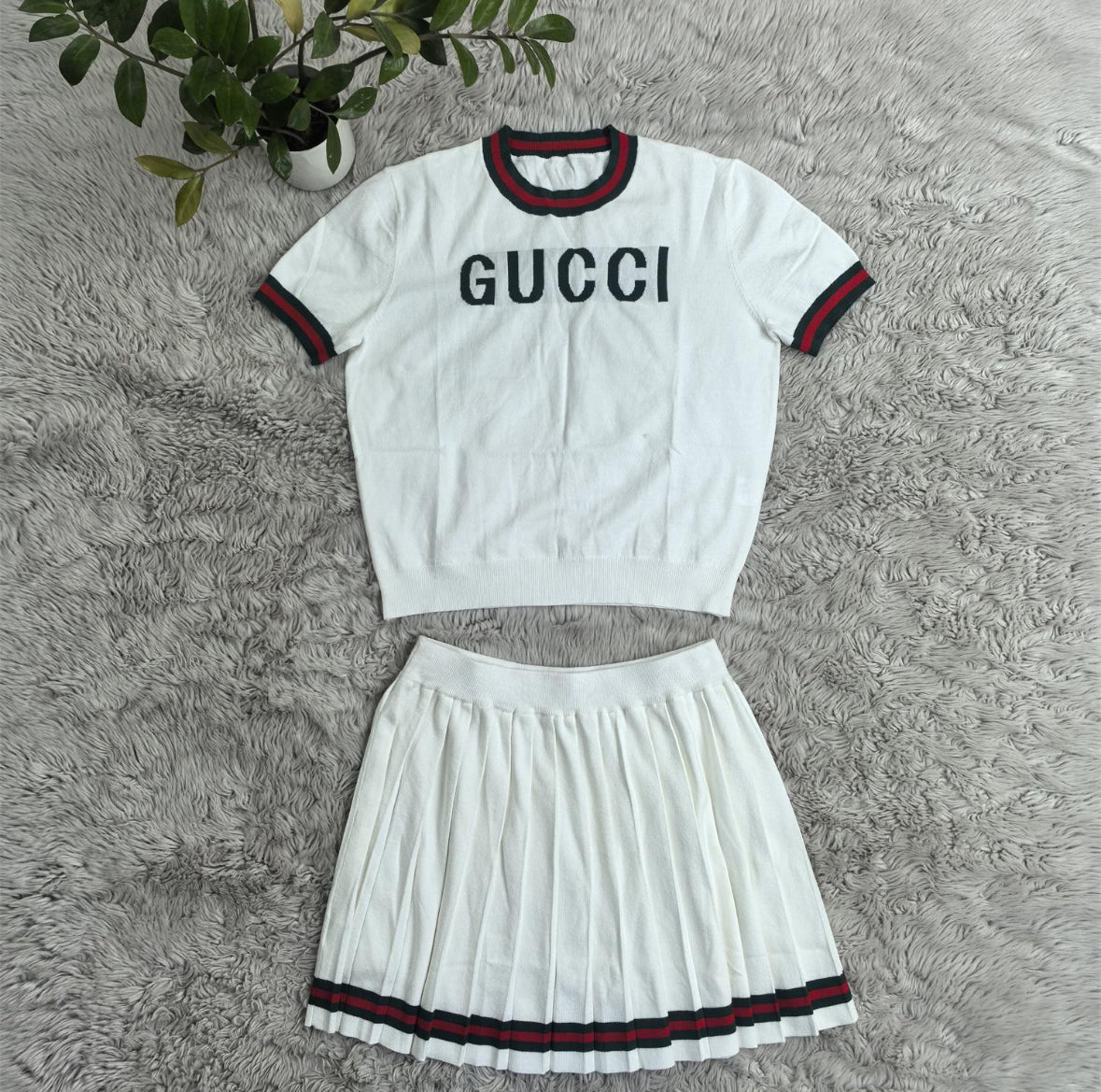 White Classy Tennis Set